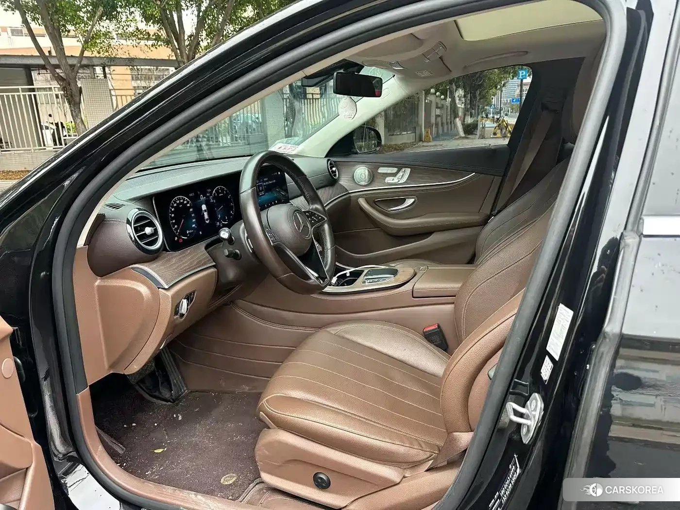 Mercedes-Benz E-Class 2023 Черный из Китая, фото 5