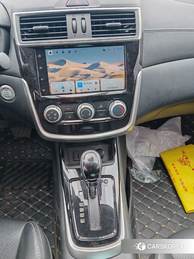 Nissan TIIDA id 4348842 из Китая 7