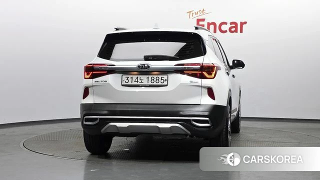 Kia Seltos id 4595317 из Кореи 14