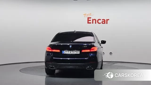 BMW 5 Series (G30) id 3389123 из Кореи 14