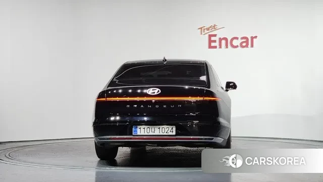 Hyundai Grandeur (GN7) id 3701535 из Кореи 14