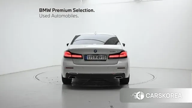 BMW 5 Series (G30) id 3315383 из Кореи 14