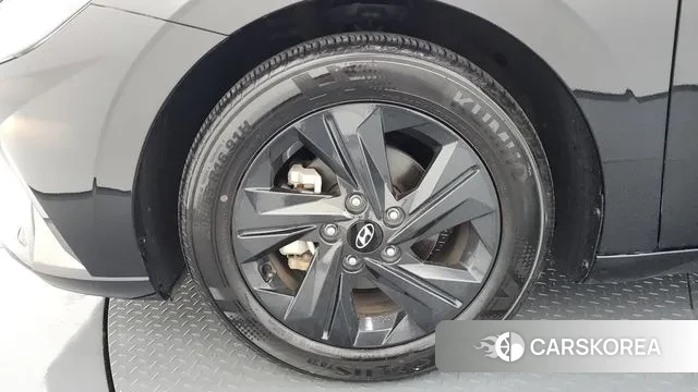 Hyundai Avante (CN7) id 3360870 из Кореи 14