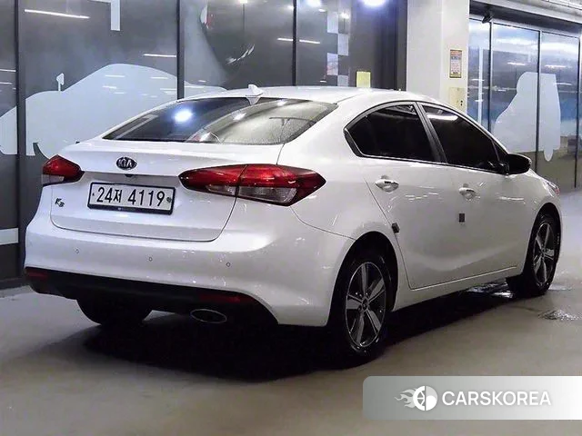 Kia The New K3 id 3029542 из Кореи 13