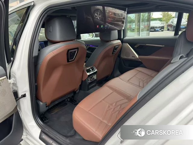BMW i5 2024 Белый из Китая, фото 5