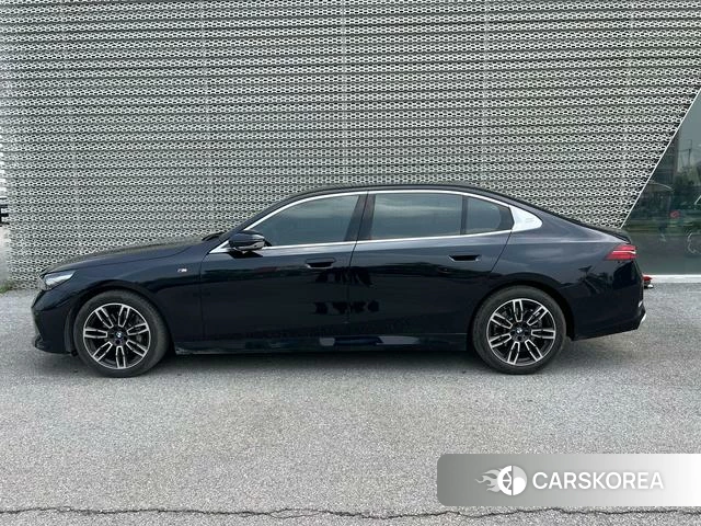 BMW 5 series id 4298431 из Китая 13
