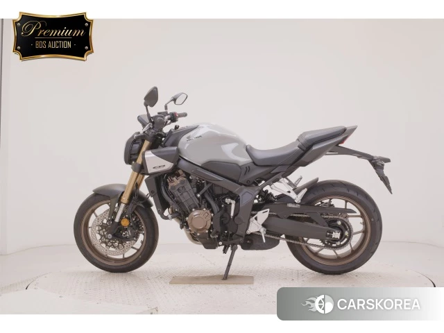 Проданный Honda CB650R E-CLUTCH 2026 из Японии, фото 2