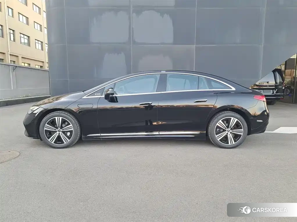 Mercedes-Benz EQE 2025 Черный из Китая, фото 4