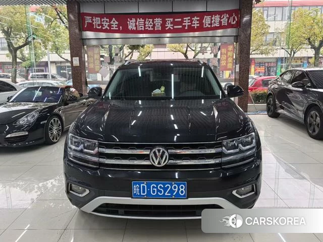 Volkswagen Tourang 2020 Черный из Китая, фото 4