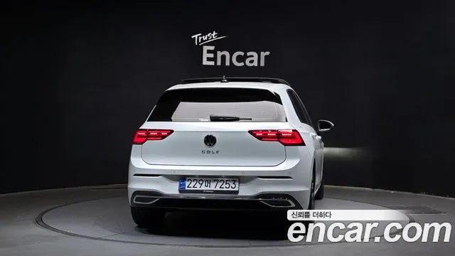 Volkswagen Golf 8th Generation id 2806465 из Кореи 14