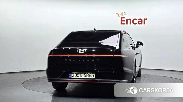 Hyundai Grandeur (GN7) id 3817814 из Кореи 14