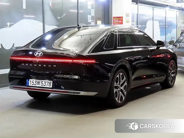 Hyundai Grandeur Hybrid (GN7) id 3305636 из Кореи 14