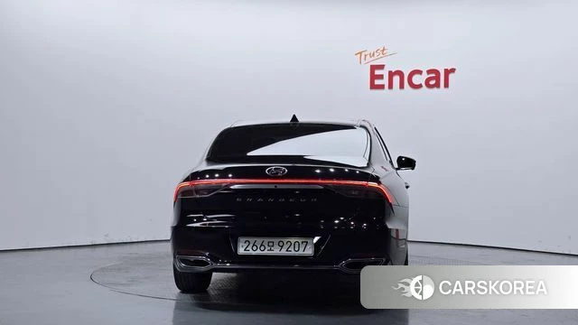 Hyundai The New Grandeur IG Hybrid id 4282844 из Кореи 26