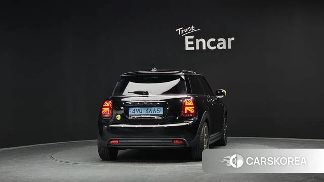 Mini Cooper Electric id 3859507 из Кореи 14
