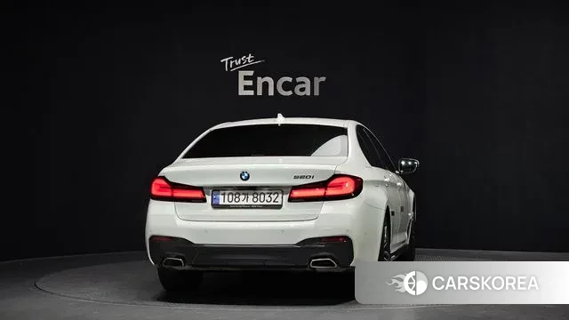 BMW 5 Series (G30) id 3561048 из Кореи 14