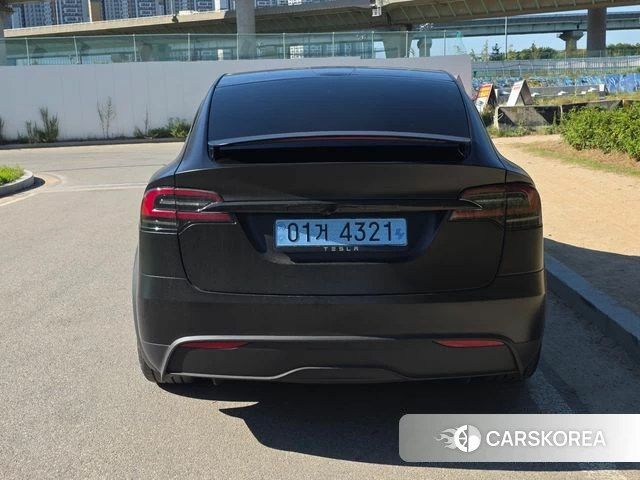 Tesla Model X 2026 Черный из Кореи, фото 5