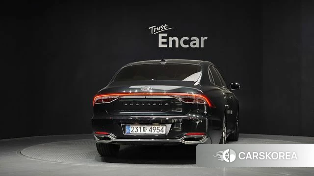 Hyundai The New Grandeur IG id 3941760 из Кореи 14