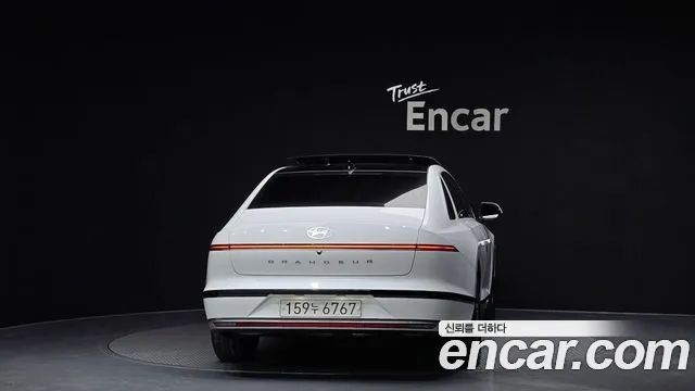 Hyundai Grandeur (GN7) id 2206483 из Кореи 14