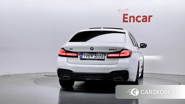 BMW 5 Series (G30) id 3571839 из Кореи 14