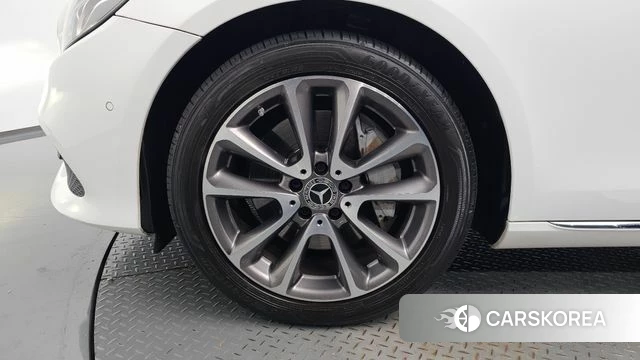 Mercedes-Benz E-Class W213 id 4732834 из Кореи 28