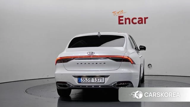 Hyundai The New Grandeur IG Hybrid id 4906356 из Кореи 28