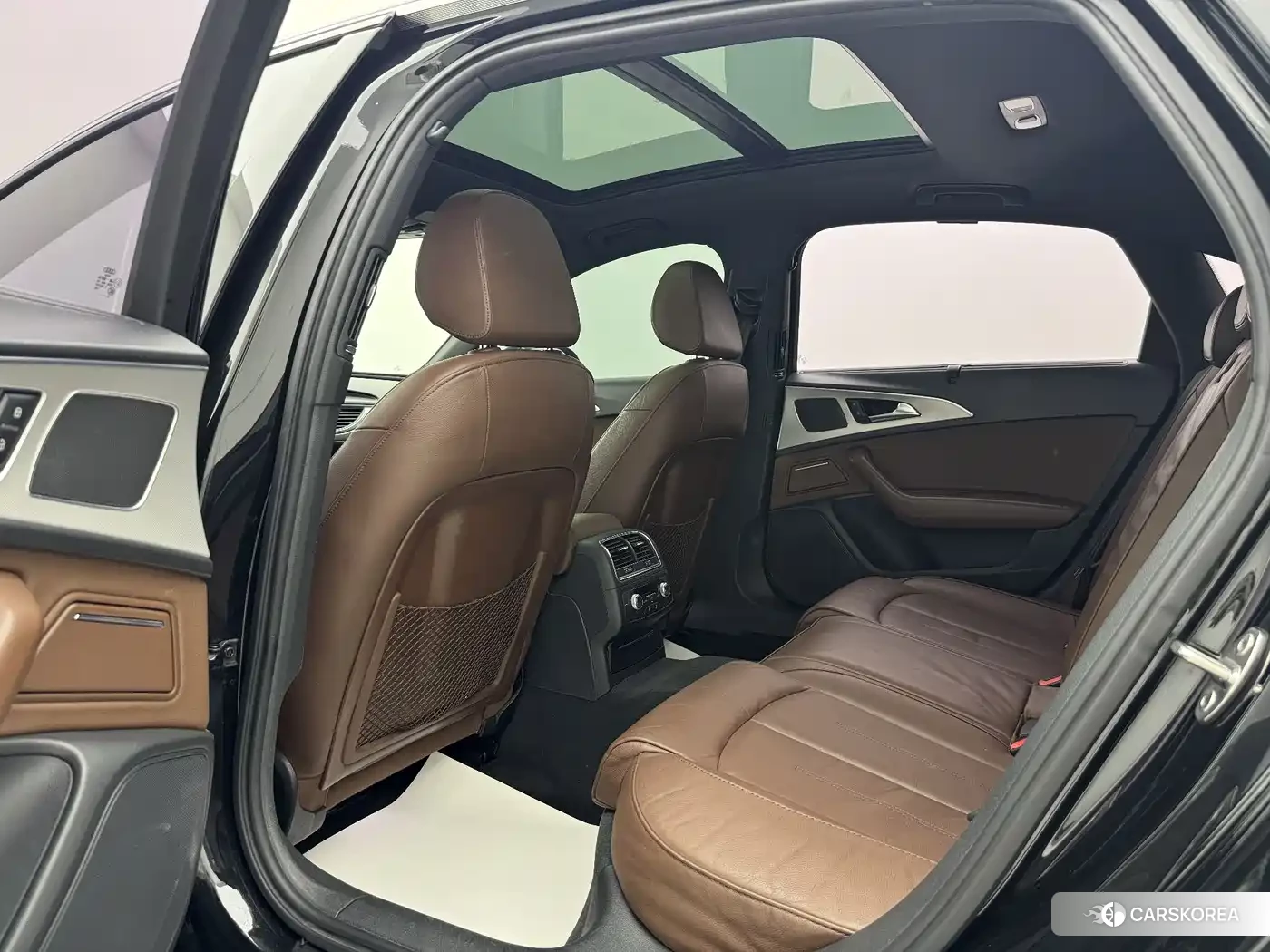 Audi A6L id 4600887 из Китая 30