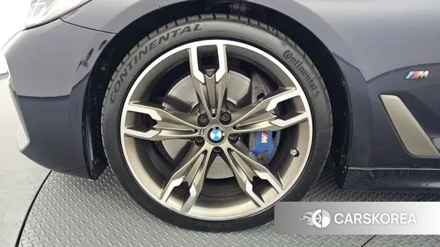 BMW 5 Series (G30) id 3717446 из Кореи 14