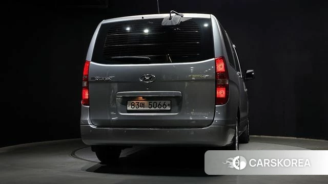 Hyundai The New Grand Starex id 4286191 из Кореи 25