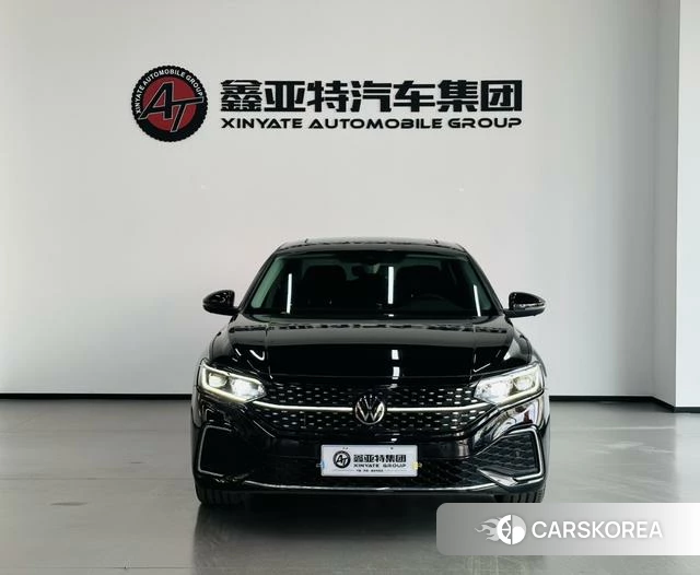 Volkswagen Passat id 4261482 из Китая 15