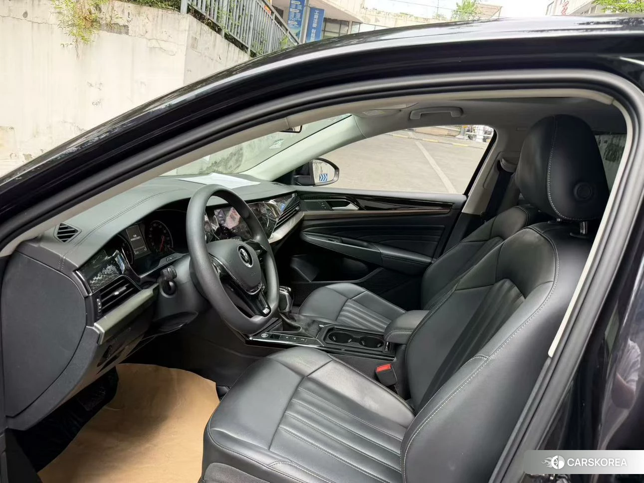 Volkswagen Passat id 4513734 из Китая 11
