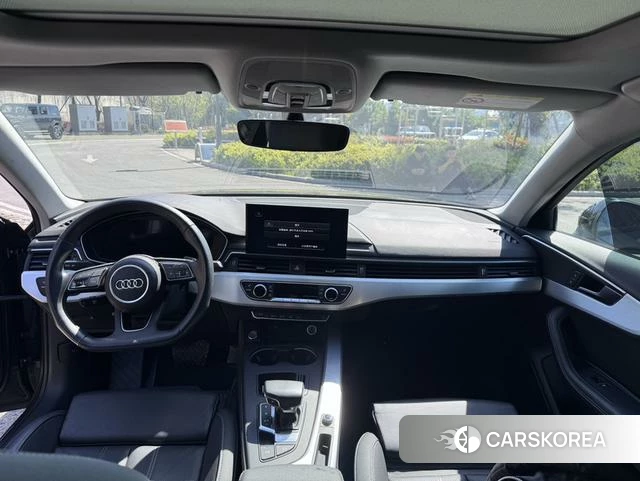 Audi A4L 2021 Темно-серый из Китая, фото 4