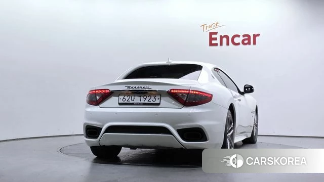 Maserati GranTurismo id 4907359 из Кореи 29