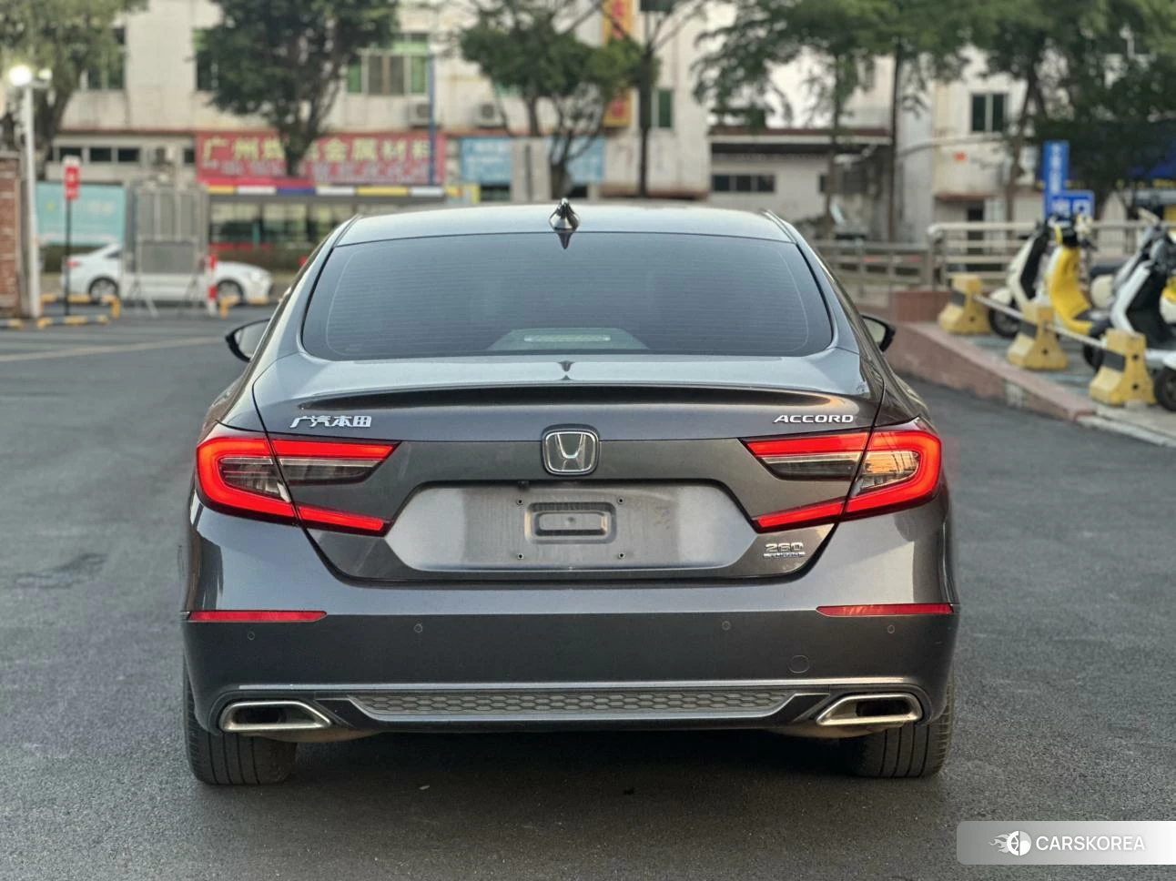 Honda Accord id 4421108 из Китая 10