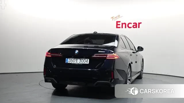 BMW 5 Series (G60) id 3595993 из Кореи 14