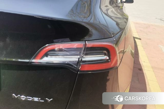 Tesla Model Y id 3908879 из Китая 11