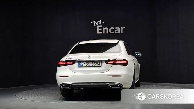Mercedes-Benz E-Class W213 id 4429558 из Кореи 28