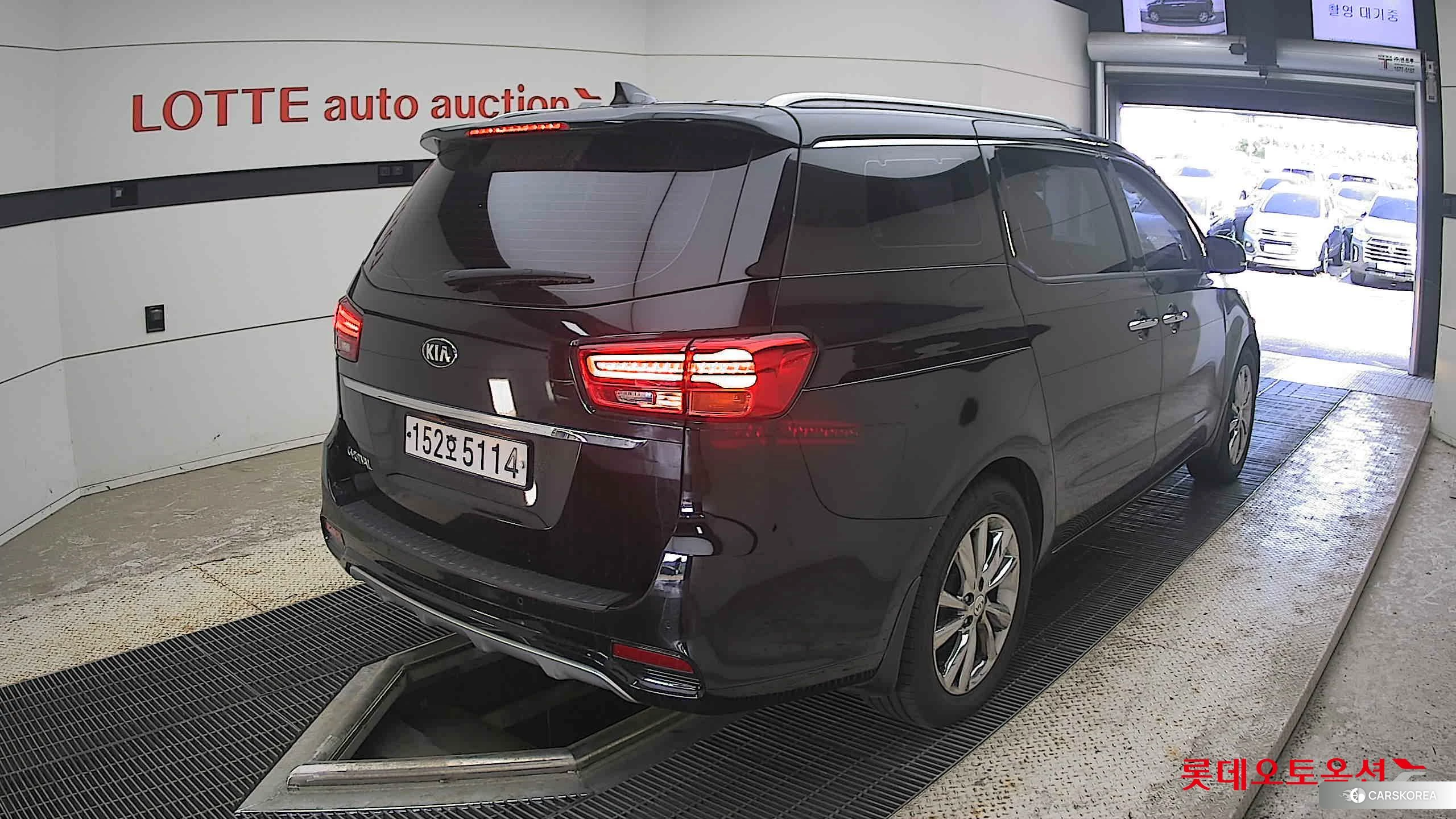 Kia Carnival id 4504366 из Кореи 31