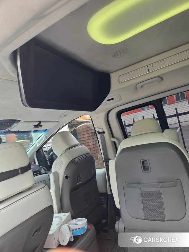 Hyundai Staria 2025 Белый из Кореи, фото 5