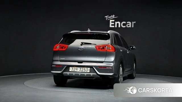 Kia Niro id 4477622 из Кореи 24
