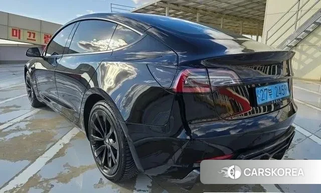 Tesla Model 3 2021 Белый из Кореи, фото 5