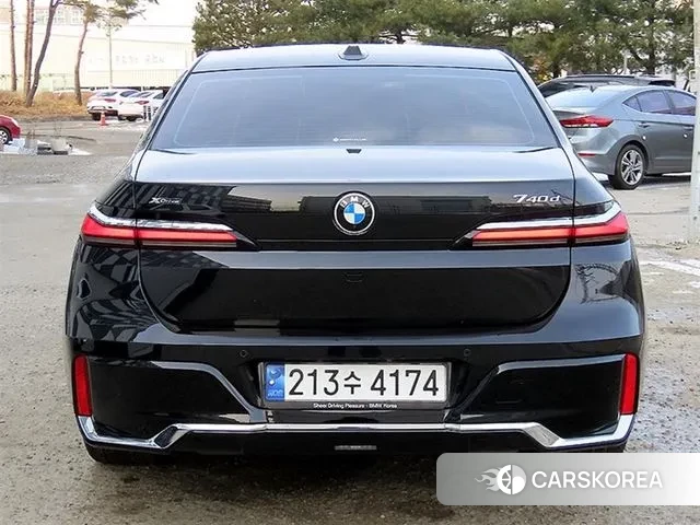 BMW 7 Series (G70) id 3600095 из Кореи 13