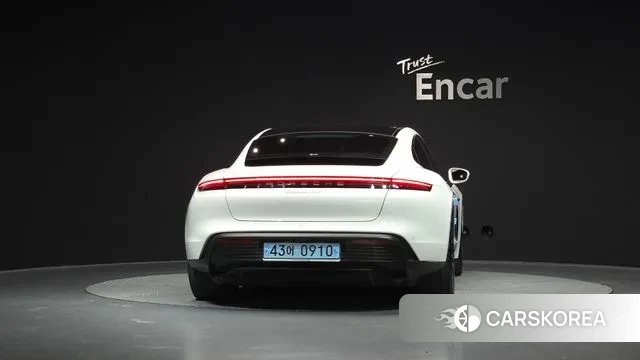 Porsche Taycan id 3335258 из Кореи 14