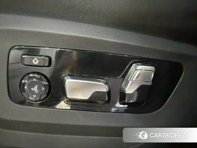 BMW X5 id 4275541 из Китая 17