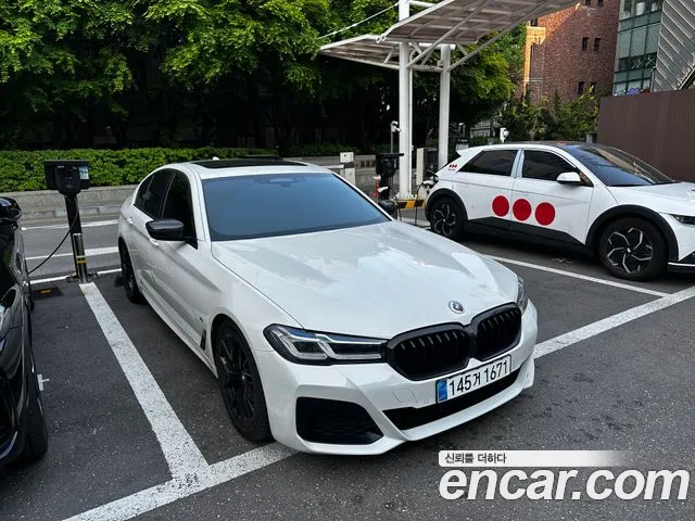 BMW 5 Series (G30) id 2679115 из Кореи 4