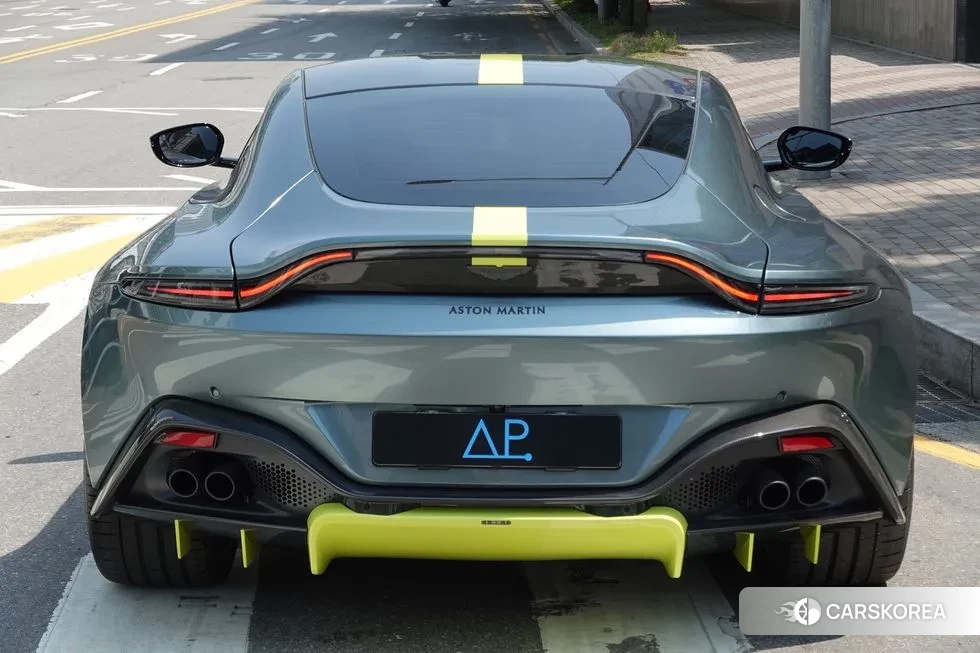 Aston Martin Vantage 2nd Generation id 1857576 из Кореи 14