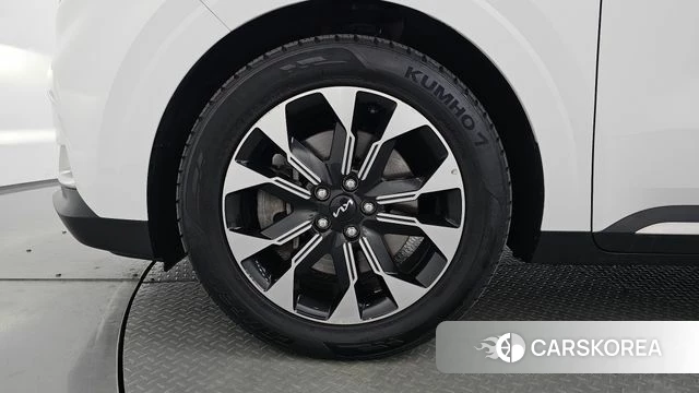 Kia Carnival 4th generation id 4231090 из Кореи 30