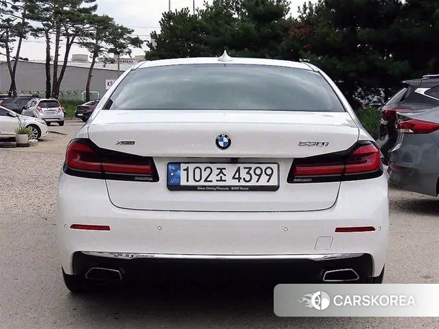 BMW 5 Series (G30) id 3187193 из Кореи 14