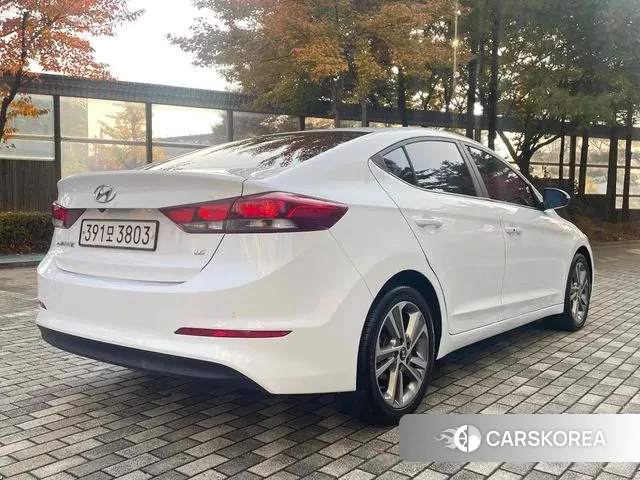 Hyundai Avante AD id 3336539 из Кореи 12