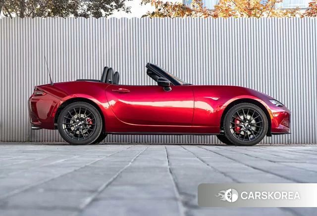Mazda MX-5 id 4255721 из Китая 11