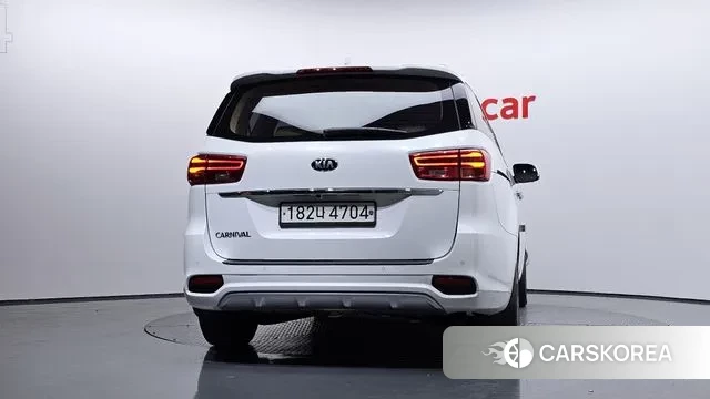 Kia The New Carnival id 3374725 из Кореи 14